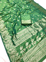 Radiant Green: Handwoven Soft Banarasi Silk Saree