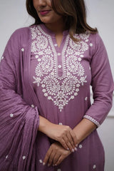 Elegant Lavender Kurti – Embroidered Cotton Kurta Set for a Sophisticated Ethnic Look