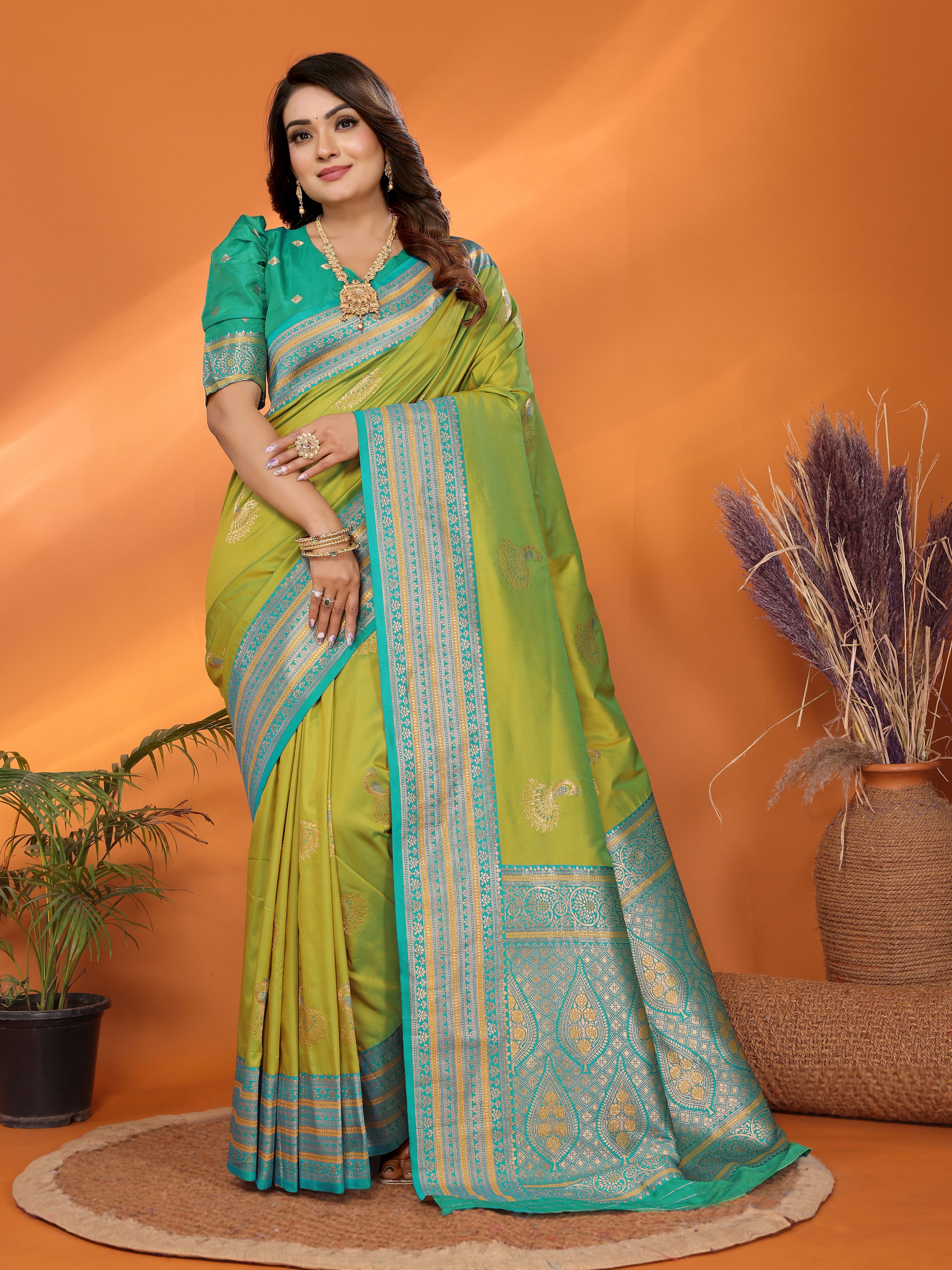 banarasi silk saree price​