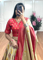 Elegant Cream & Pink lehenga– Patola Print