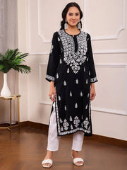 kurti manufacturer in surat