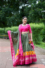 Minakari & Foil Print – A Statement of Tradition | Tussar Silk pink lehenga